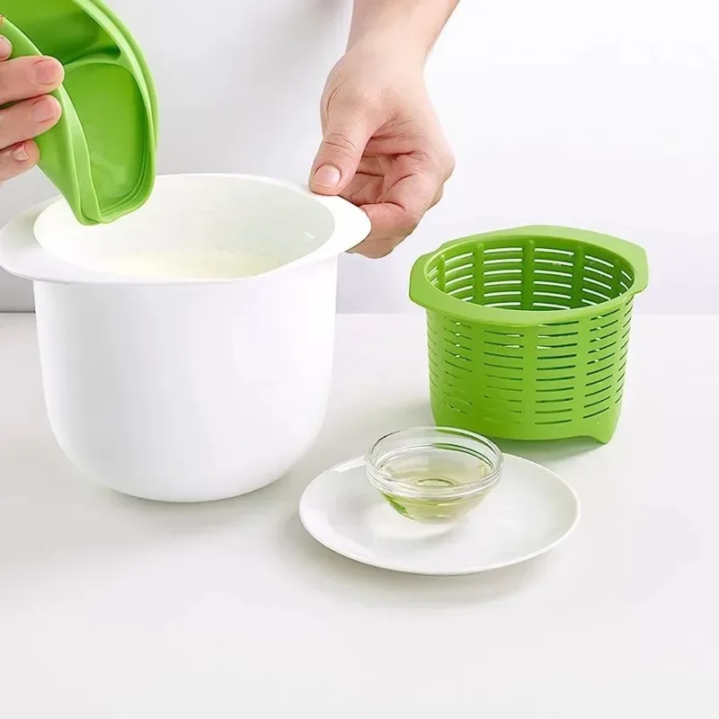 Kitchen Gadgets Recipes - Microwave Oven Silicone Cheese Maker DIY
